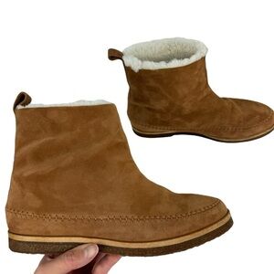 Jenni Kayne Suede Moc Shearling Lined Slip On Ankle Snow Boots Tan Size 39